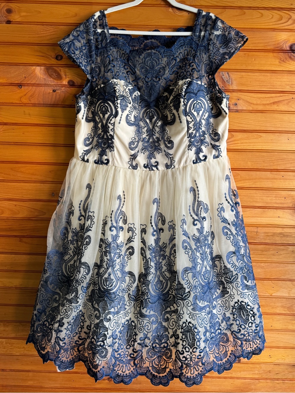 Chi Chi London Kelsey Dress 24 Navy Ivory Fairytale Princess Romantic NWT